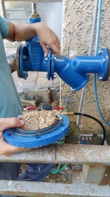 מונע זרימה חוזרת על חיבור מים של מערכת כיבוי